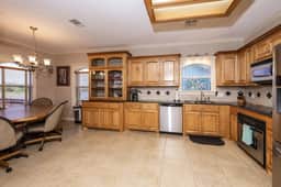 Howdy River House