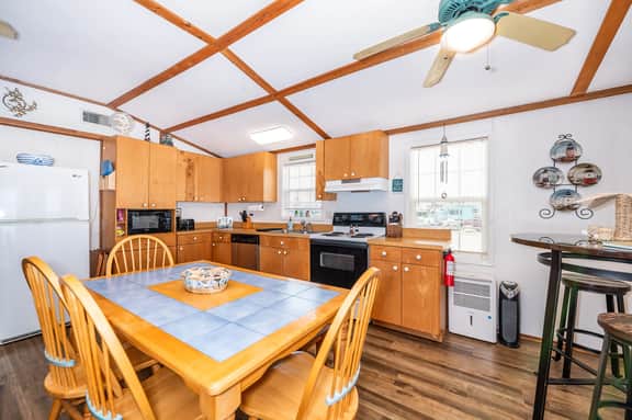3 Dolphin Bungalow