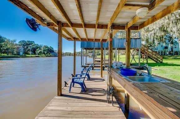 Dock Holiday