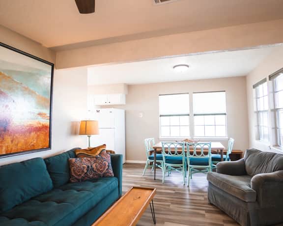 Flat Fish Lodge