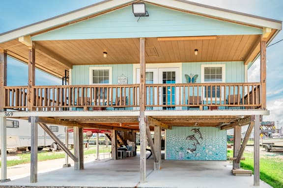 3 Dolphin Bungalow